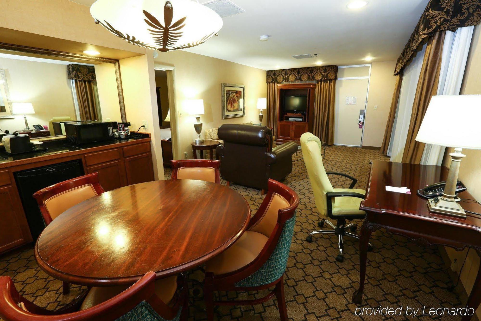 Wyndham Oklahoma City Eksteriør bilde
